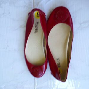 NWT Michael Kors red flats loafers 9